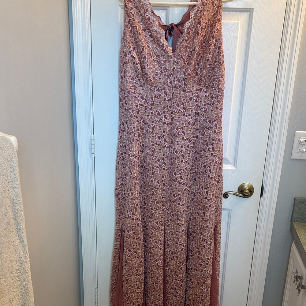 Elegant Lace Pink Dress